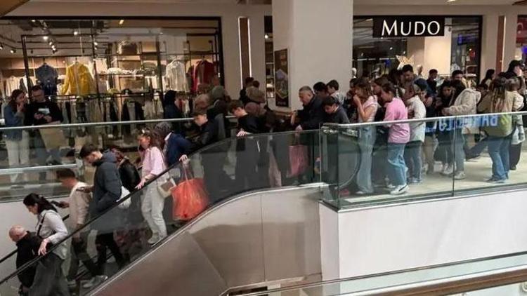 İstanbulda şiddetli deprem Ünlü isimler yaşadığı korku dolu anları paylaştı