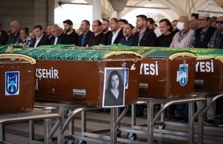Oyuncu Leyla Okay son yolculuğuna uğurlandı