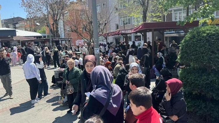 İstanbul beşik gibi sallandı, fırsatçılar zam üstüne zam yaptı Deprem çantası ve çadırda beklenmedik fiyat artışı