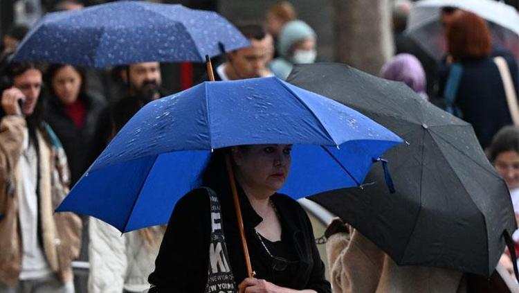Meteoroloji 38 şehiri kuvvetli sağanak yağışlara karşı uyardı İşte son hava durumu raporu
