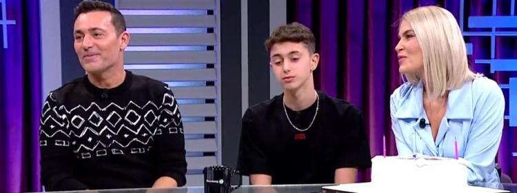 Babasının izinden gidiyor Mustafa Sandalın 16 yaşındaki oğlu sektöre girdi