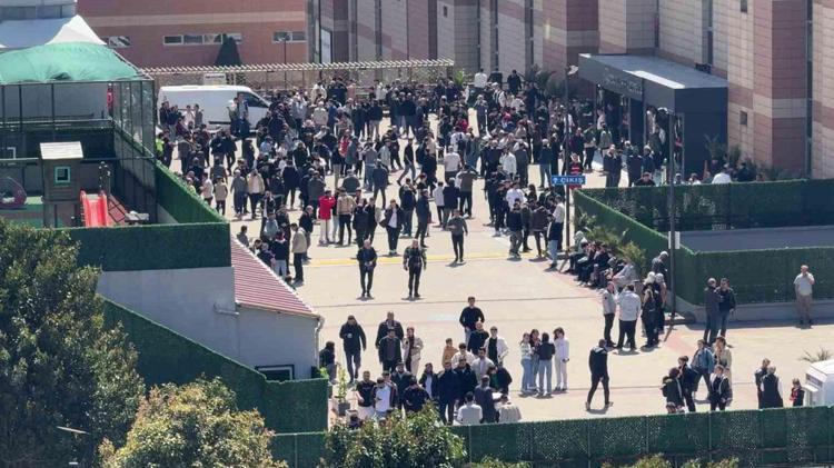 İstanbulda artçılar devam ediyor İşte en çok hasar ihbarı yapılan 3 ilçe
