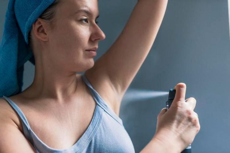 Sadece 5 TLye doğal deodorant tarifi Ter kokusunu bıçak gibi kesiyor: 3 malzeme ile hazırlanıyor, egzama, sedef ve mantara da iyi geliyor