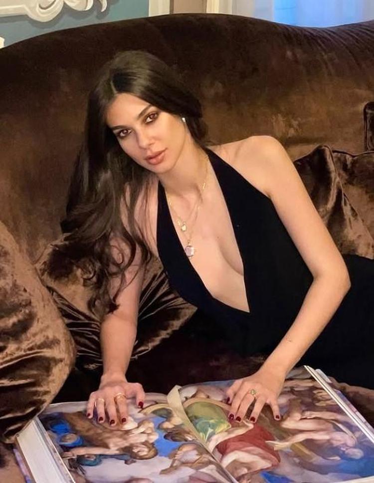 Deren Talu, ünlü isimle bir araya geldi Hayatımız kafelerde geçiyor