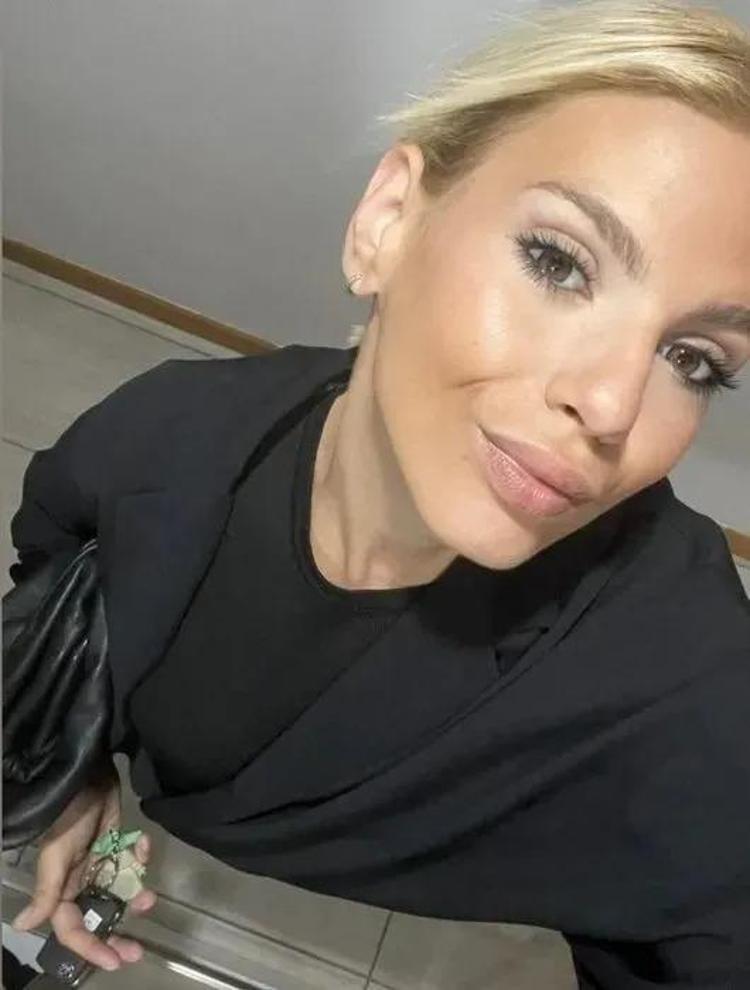 ŞEKER KOMASINA GİRMİŞTİ