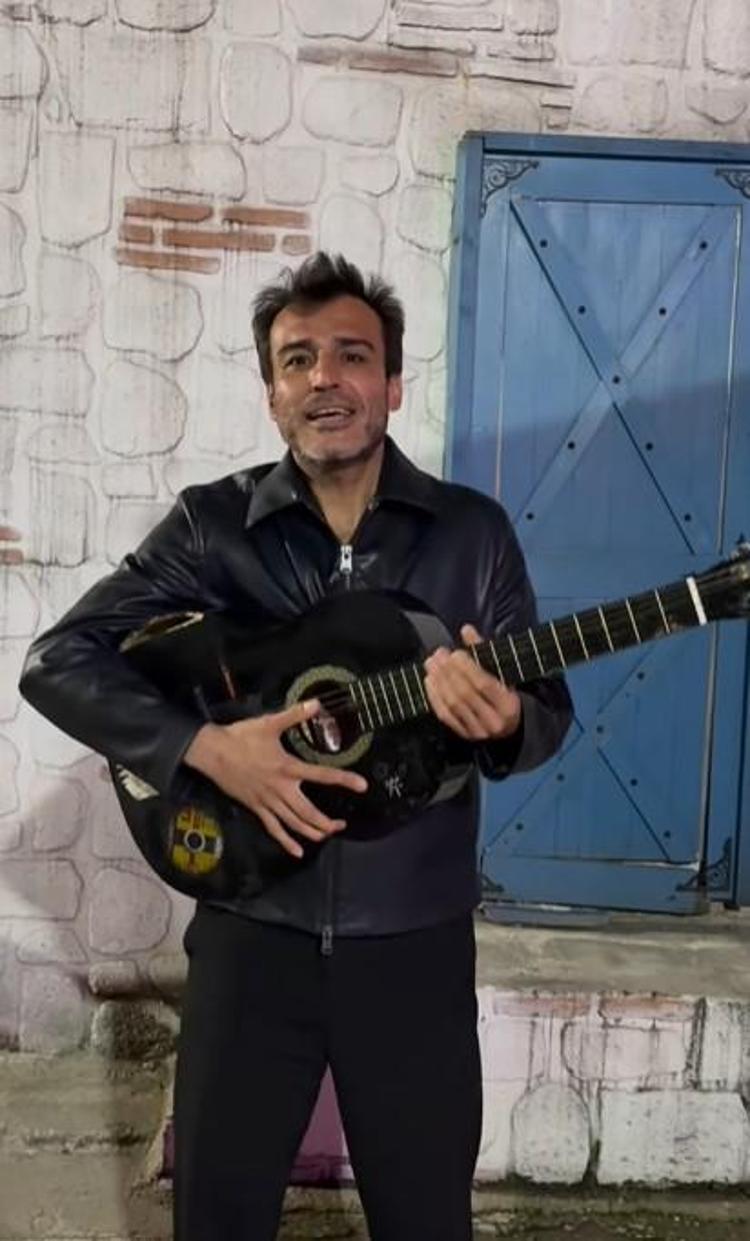 Boşandı, evsiz kaldı, sokakta yaşadı Popstar Rıza Tamer ortaya çıktı