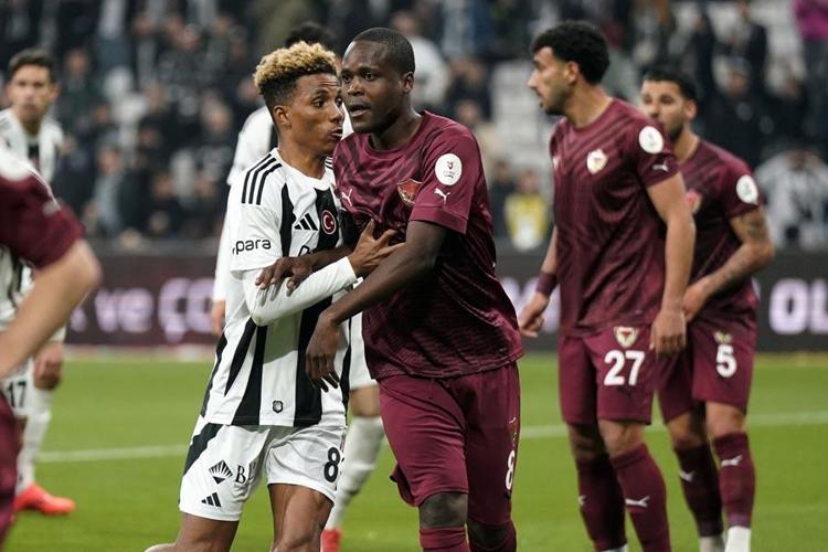 Beşiktaşta Ciro sağlam Kartal Avrupa iddiasını sürdürdü Hatay Süper Lige veda etti