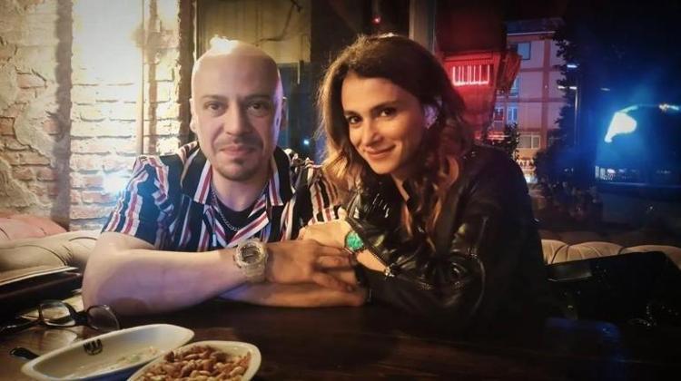 PINAR SAKANIN EŞİNDEN AŞK DOLU PAYLAŞIM