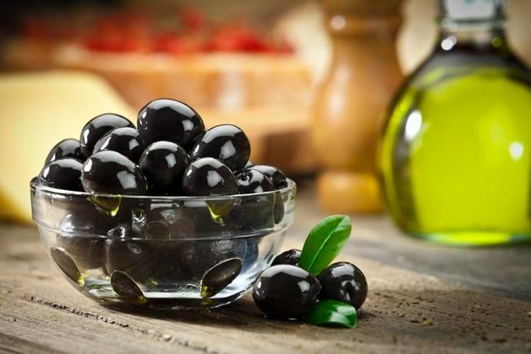 Her sabah yiyoruz ama zararı inanılmaz Canan Karatay İçinde zehir var diyerek uyardı
