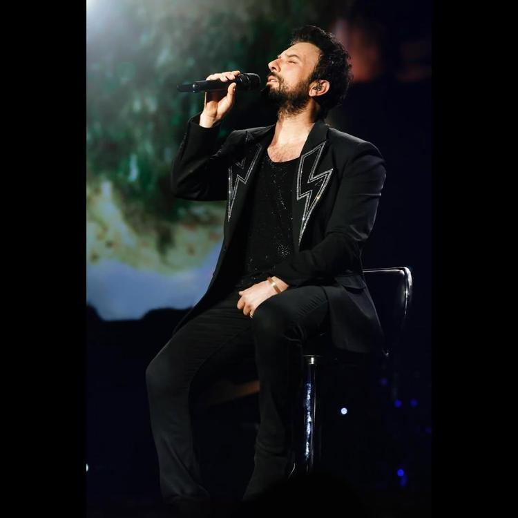 Tarkan sahneden Reynmene seslendi: Çok vefalı, hayırlı bir arkadaş, bir kardeş o