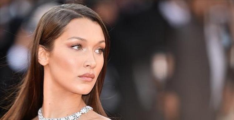 Bella Hadid, Filistinli hayranına sarıldı Gözyaşları sel oldu
