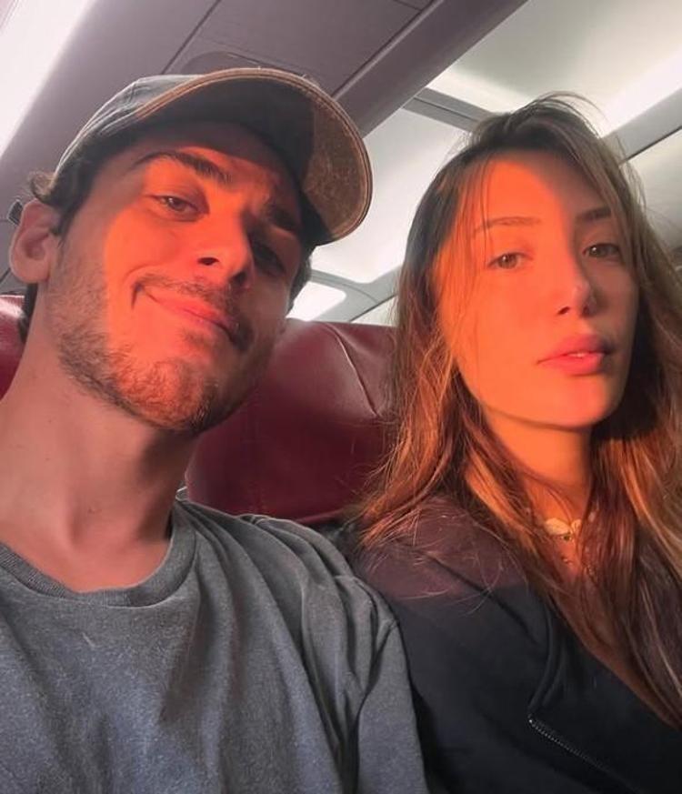 Survivordan Yiğit Poyrazın elenmesiyle sevgilisi Yasmin Erbil sinirlendi Sosyal medyada yaptığı paylaşım gündem oldu
