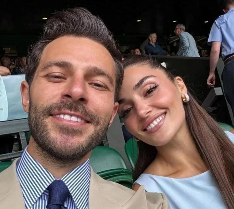 Ayrılık iddiaları gündemdeydi Hande Erçel ve Hakan Sabancıdan yeni aşk pozları