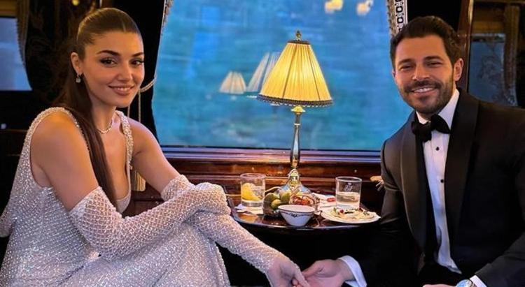 Ayrılık iddiaları gündemdeydi Hande Erçel ve Hakan Sabancıdan yeni aşk pozları