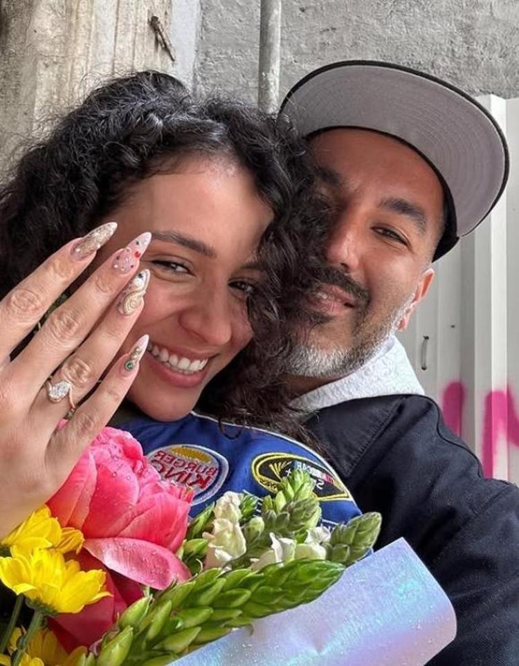 Tolga Akış ve fenomen Gizem Kaya evlilik yolunda Hayatımın en kolay eveti