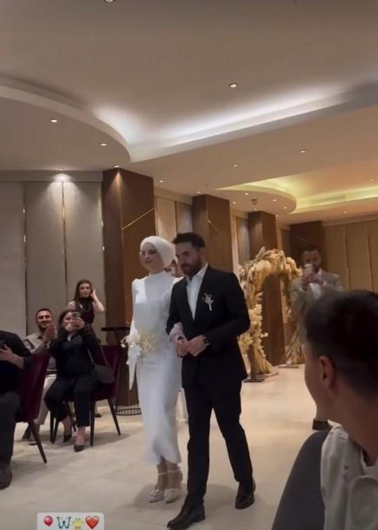 Kadir Ezildi evlendi İşte nikahtan ilk kareler