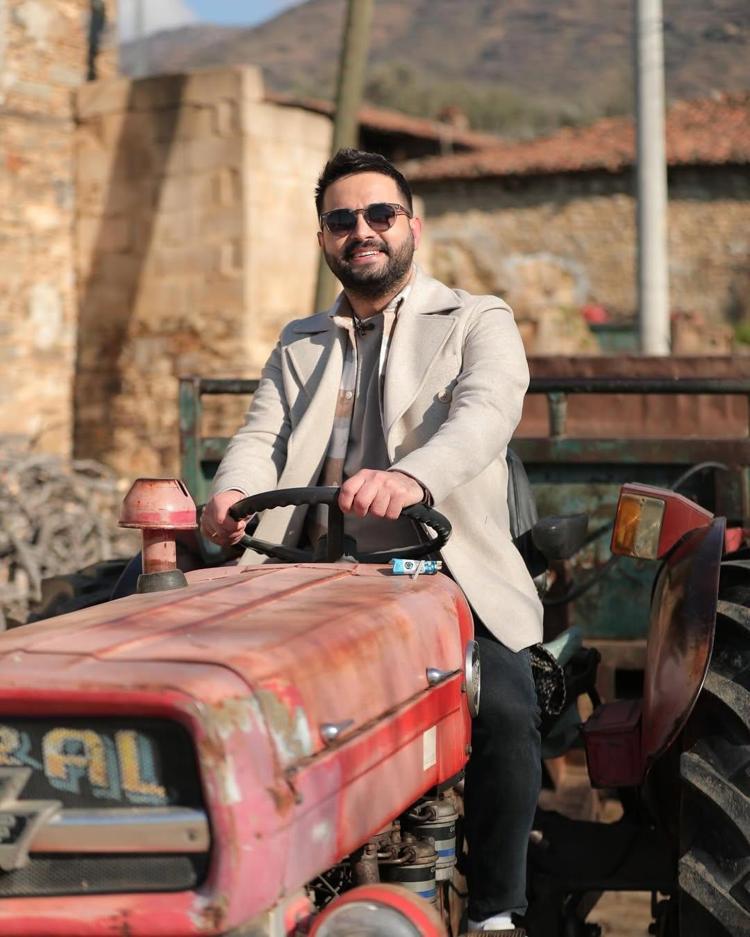 Kadir Ezildi evlendi İşte nikahtan ilk kareler