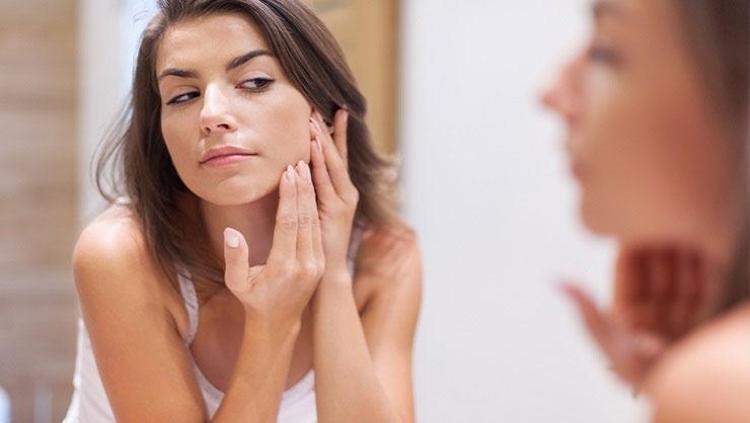 Evde hazırlayıp cildinize nazikçe uygulayın Kolajen üretimini destekliyor: Teniniz ipek gibi pürüzsüz olacak, retinol etkisi gösteriyor