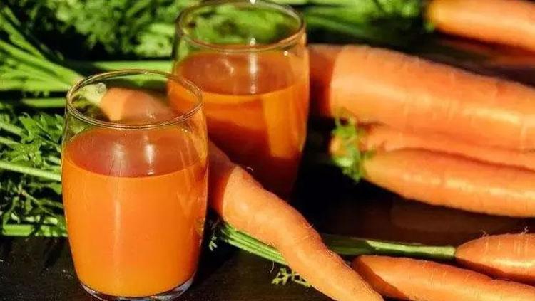 Evde hazırlayıp cildinize nazikçe uygulayın Kolajen üretimini destekliyor: Teniniz ipek gibi pürüzsüz olacak, retinol etkisi gösteriyor