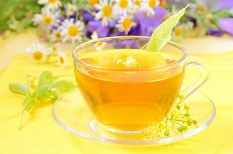 Böbrekleri resmen diyalize sürüklüyor Bardak bardak içiyoruz ama ömrü 10 yıl kısaltıp organları çürütüyor, keşke zehir içseydik dedirtiyor