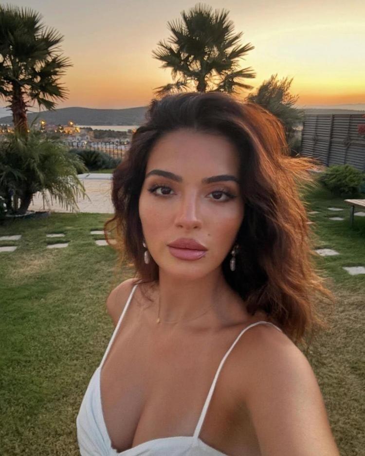 Estetik mi yaptırdı 5 ay önce anne olan Melisa Aslı Pamukun değişimini gören şaşırıp kalıyor