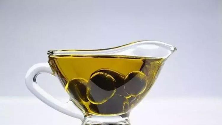 EVDE HAKİKİ ZEYTİNYAĞI NASIL YAPILIR