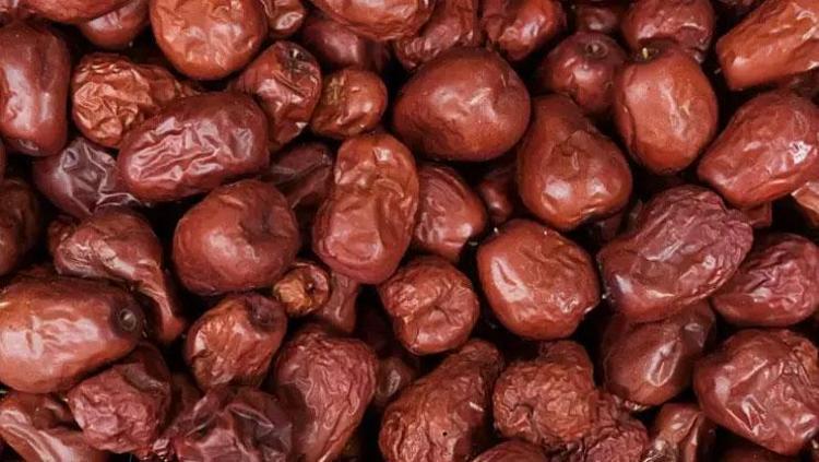 Bir avuç yemek vücuda enerji yüklüyor İçeriği tam bir antioksidan şelalesi: Kalbin sorunsuzca çalışmasına yardım ediyor