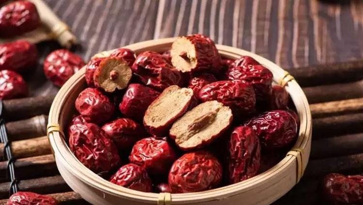 VÜCUDUN ENERJİ DÜZEYİNİ ARTTIRIR