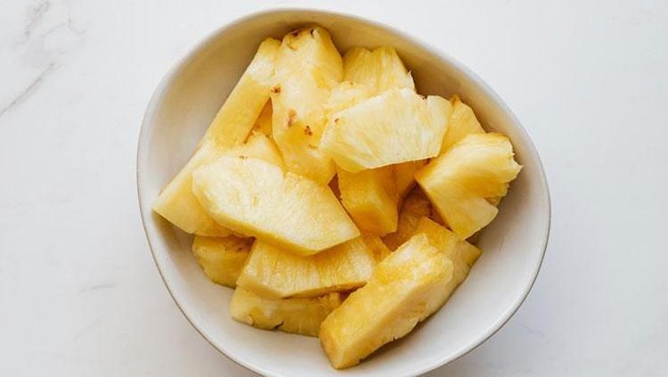 SİNDİRİM SİSTEMİNİ DESTEKLEYEN MÜKEMMEL ENZİM: BROMELAIN