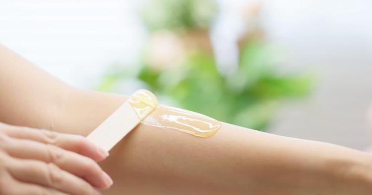 5 dakikada istenmeyen tüylerin kökünü kazıyor Ağda, lazer, cımbız, ip hepsini unutturuyor: 1 damlası bile kıl köklerini kurutup lekeleri silgi gibi siliyor