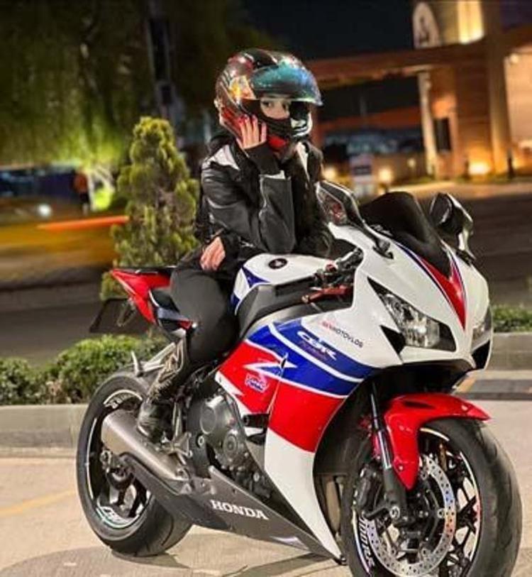 Fenomen motorcunun feci sonu Saniyenin ölüme gidişi kask kamerasında