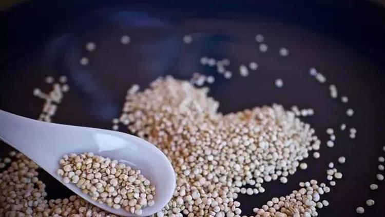 Vücudu santim santim yeniliyor Kolesterolü %15 düşürüyor: Tüketmeden önce suda bekletin, salatasını yapıp kaşıklayın