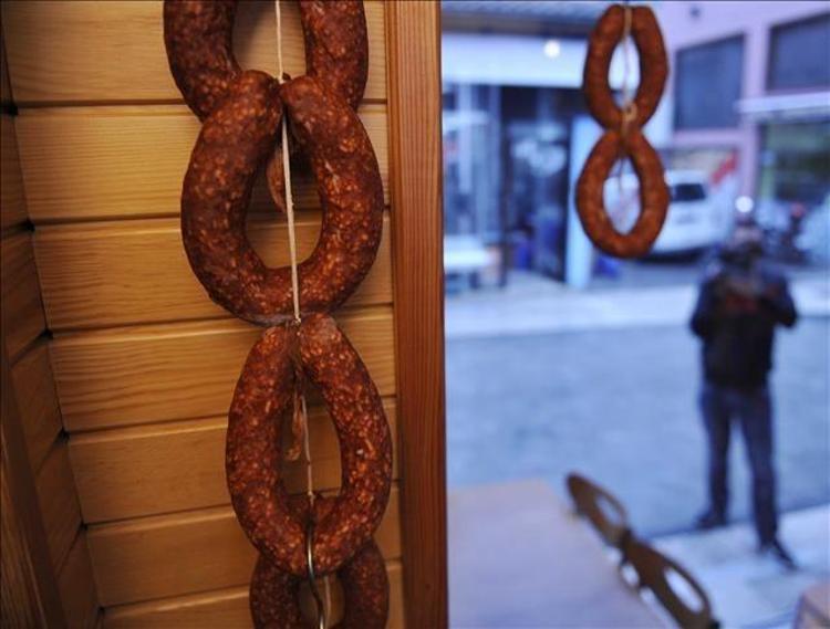 Bakanlık sahtekarları açıkladı 7 sucuk markası daha ifşa oldu