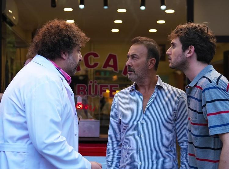 “ÇARPICI BİR HİKAYE”