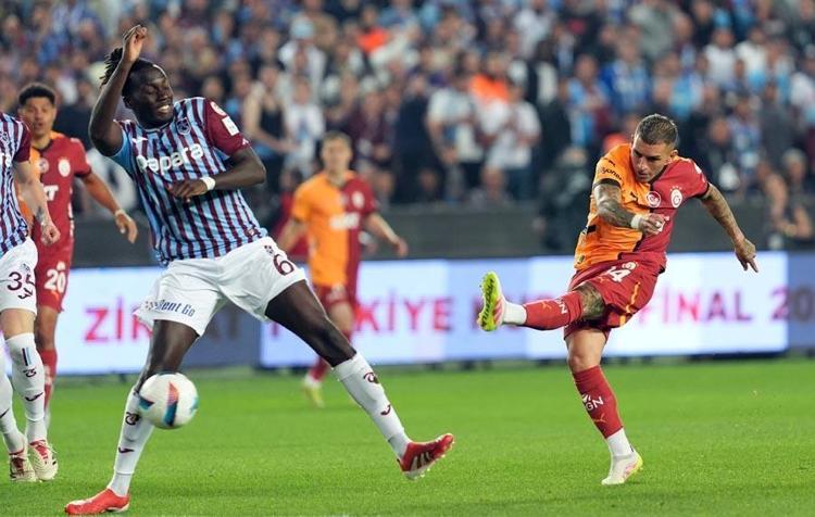 CİM BOM İKİ KEZ PENALTI BEKLEDİ