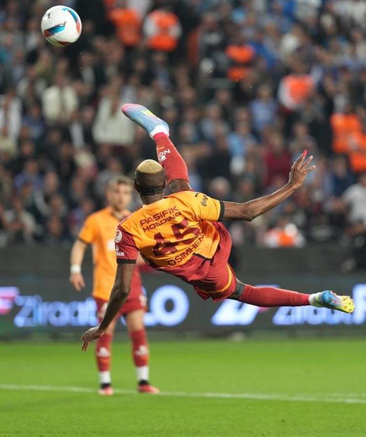 Galatasaray Trabzonspor maçında Osimhen kasırgası