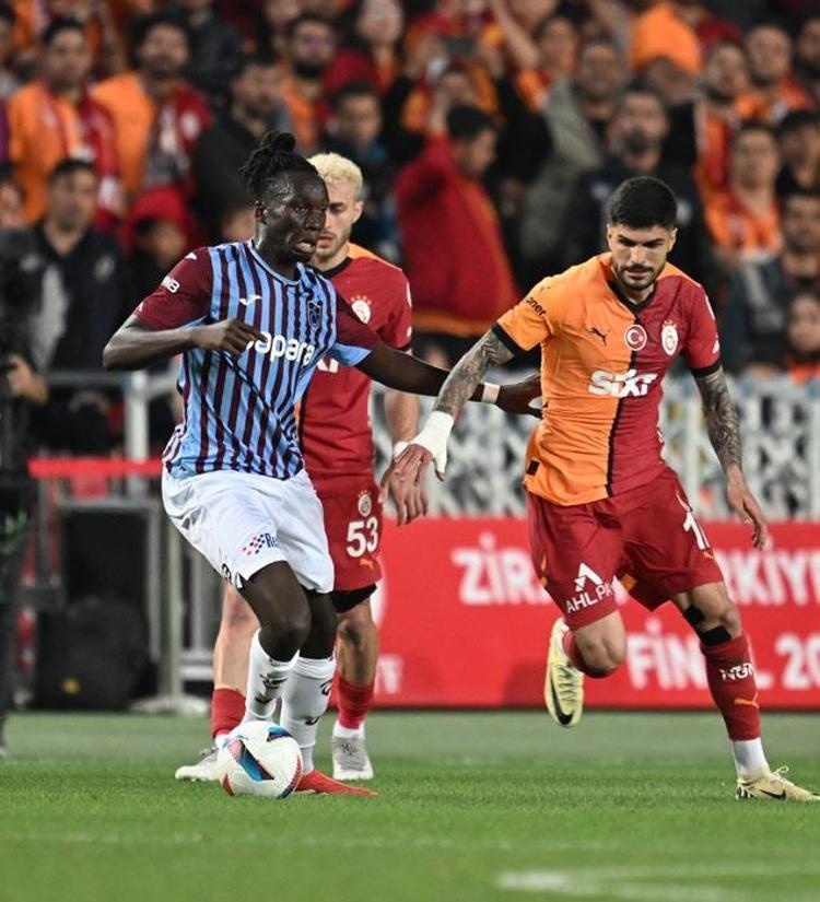 Galatasaray Trabzonspor maçında Osimhen kasırgası