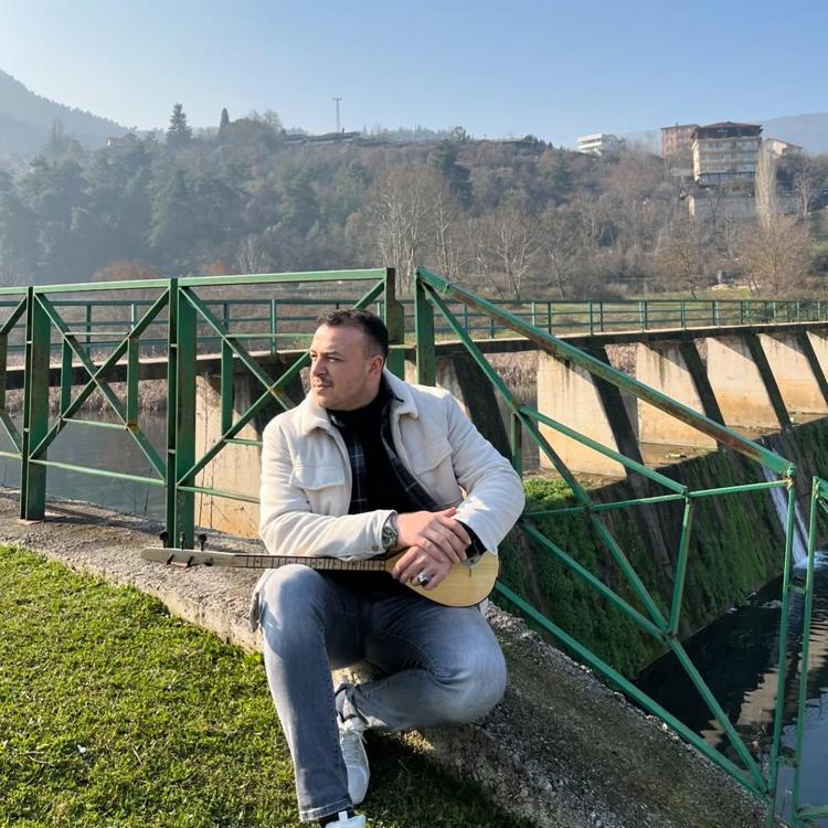 Dağ başında soğuk varmış türküsüyle ünlendi İşte Metehan Polatın son hali