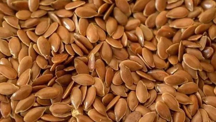 İçtiğiniz anda muma çeviriyor Birikmiş yağları cayır cayır yakıyor: Çok hızlı zayıflatan formül, ılık suya ekleyin