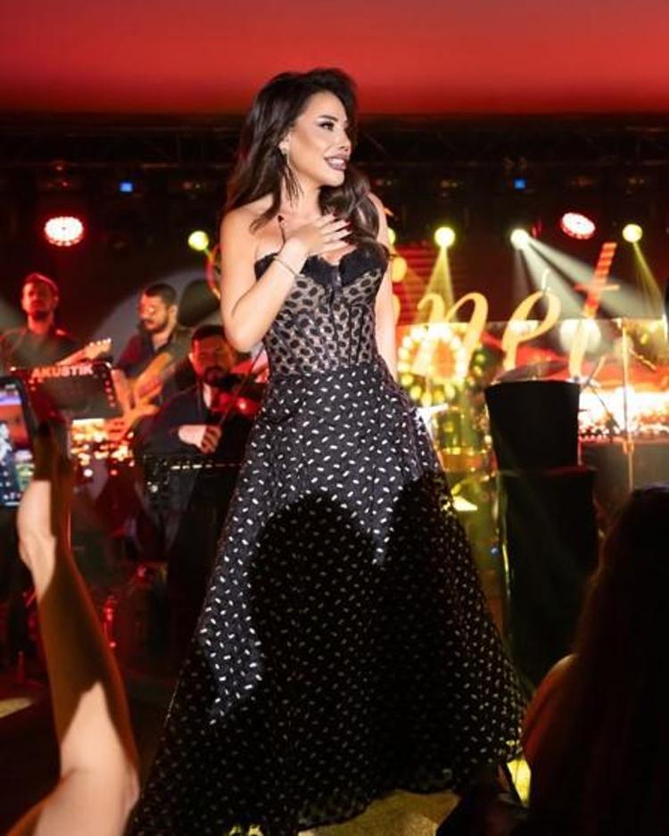 ARKA KAPIDAN ÇIKARILDI