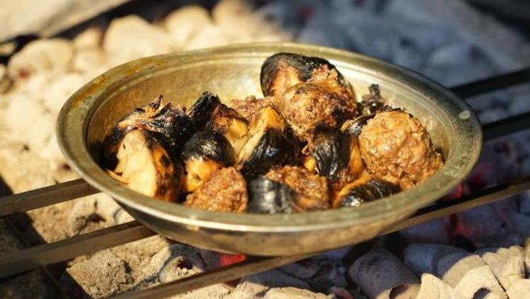 Yılda sadece 3 hafta yapılıyor Gaziantepin yöresel lezzeti: Doğal antibiyotik ve şifa kaynağı