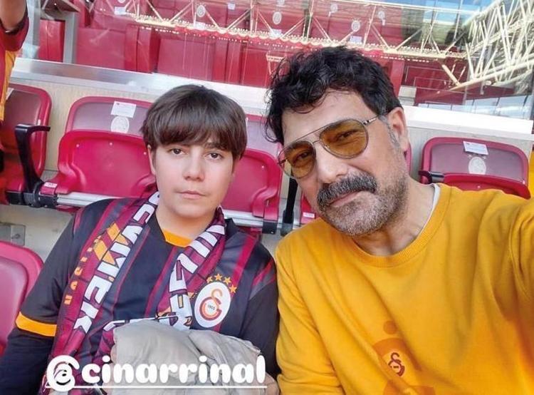 BABA-OĞUL TRİBÜNDE