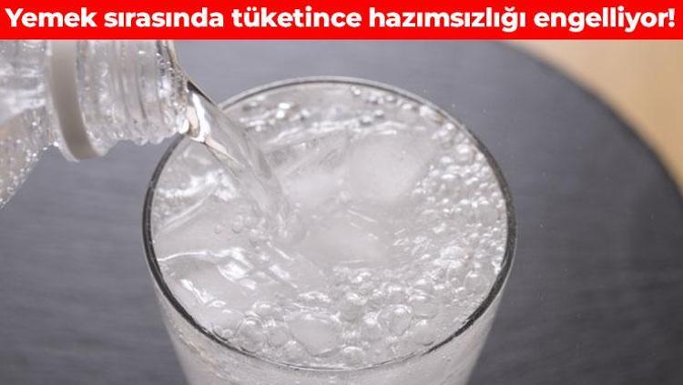 Öğle yemeğinde 1 bardak için Mide yanması ve hazımsızlığın kökünü kazıyor, vücudun su dengesini koruyor