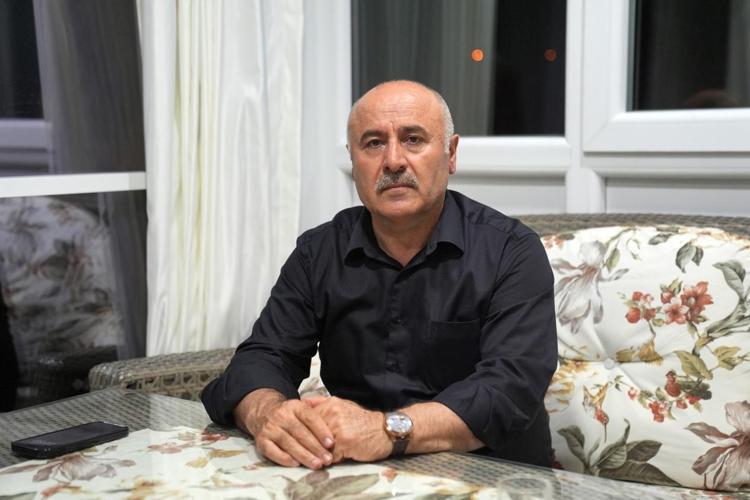 BABA ÖZER ACİ TEPKİ GÖSTERDİ