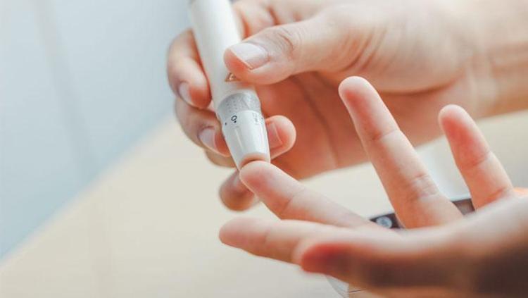 Vücutta öbek öbek biriken yağın görülmeyen sebebi Metabolizmayı durdurarak zayıflamayı engelliyor