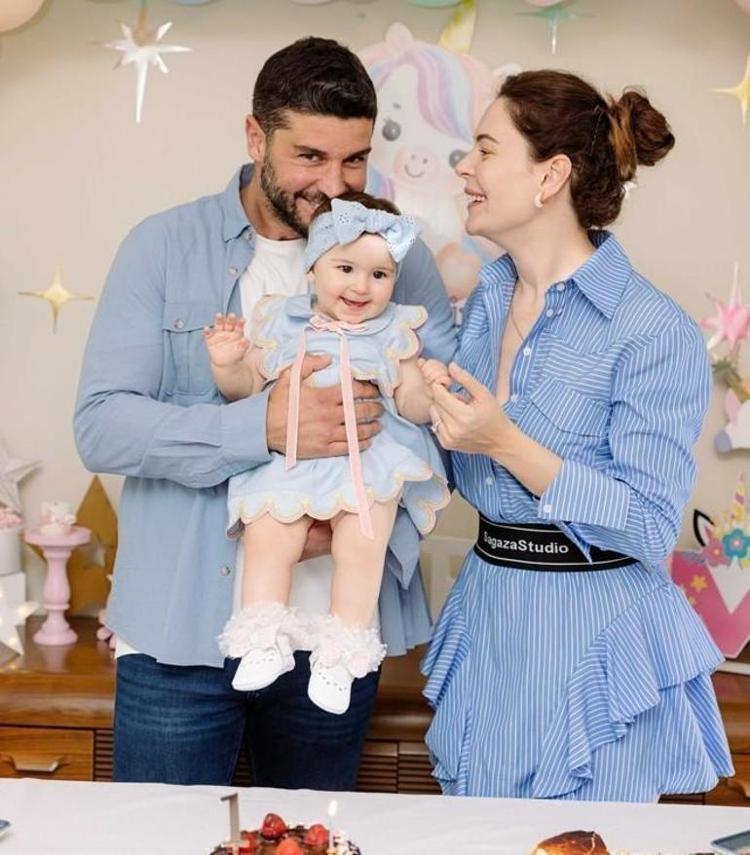 MİRA MİLENA 1 YAŞINA GİRDİ