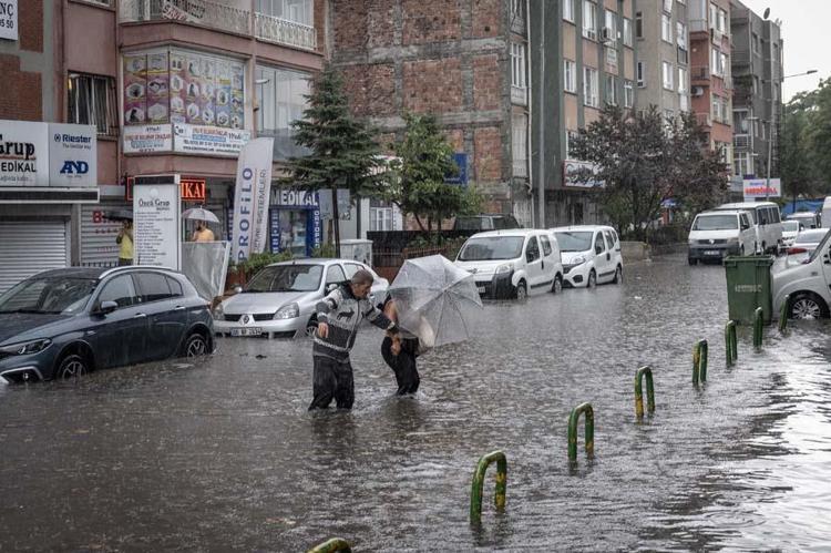 Kavurucu sıcaklar öncesi son yağmur dalgası geliyor Meteoroloji açıkladı: İstanbul, Ankara, İzmir