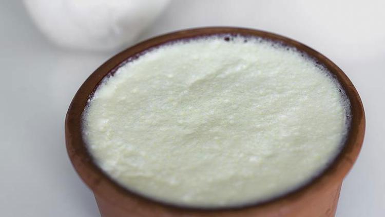 KALSİYUM VE D VİTAMİNİ KAYNAĞIDIR