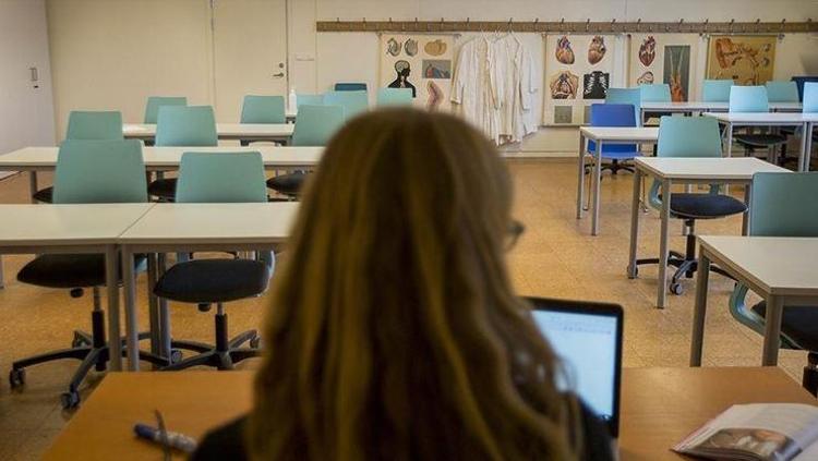 Okullar ne zaman kapanacak Okulların kapanmasına kaç gün var, yaz tatili hangi tarihte başlıyor 2025 MEB Karne günü ve yaz tatili tarihi