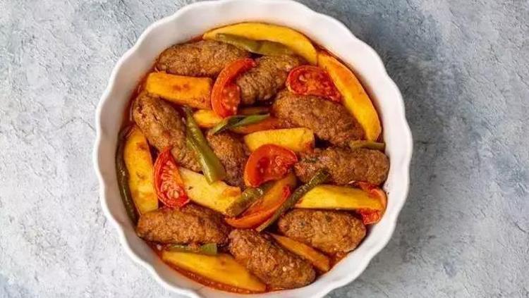İZMİR KÖFTE TARİFİ